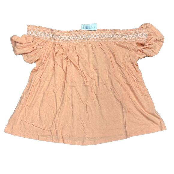 NWT Torrid Peach Off Shoulder Smocked Top Size 1 (14-16) - Picture 2 of 5